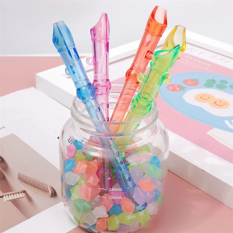 Musical Instrument You Blow Into - 135-delige plastic blokfluit met zes gaten,